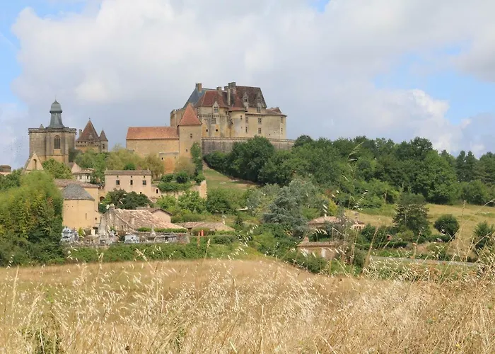 Le Camp De Ferie 몽파지에